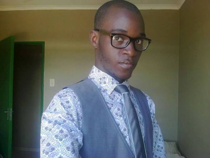 999972_869434836415563_1179091388_n